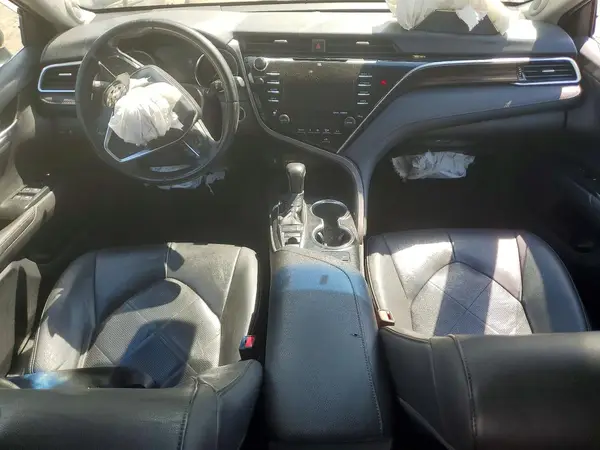 4T1B11HK7JU021919 2018 TOYOTA CAMRY - Image 8