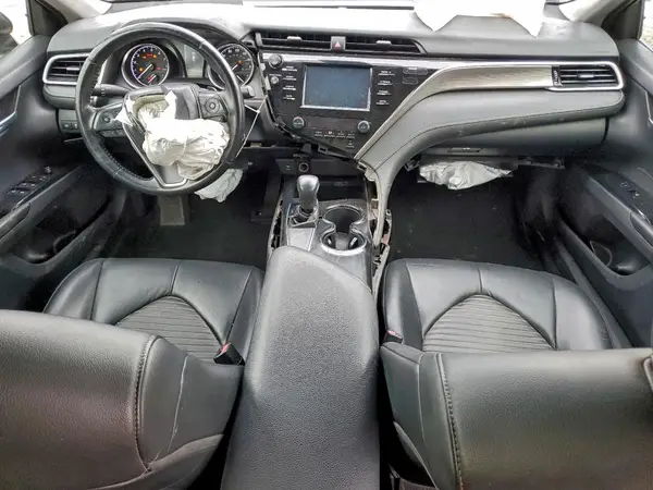 4T1B11HK7JU022875 2018 TOYOTA CAMRY - Image 8