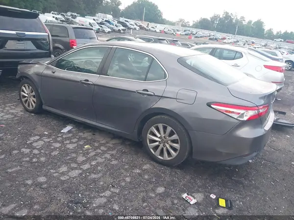 4T1B11HK7JU025078 2018 TOYOTA CAMRY - Image 3