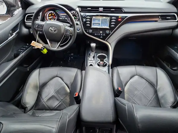4T1B11HK7JU025792 2018 TOYOTA CAMRY - Image 8