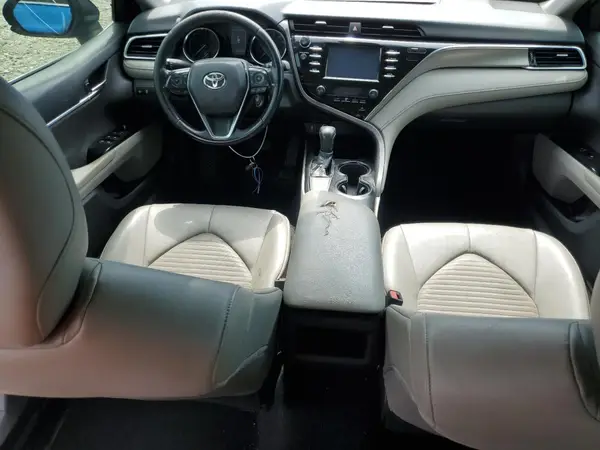 4T1B11HK7JU025825 2018 TOYOTA CAMRY - Image 8