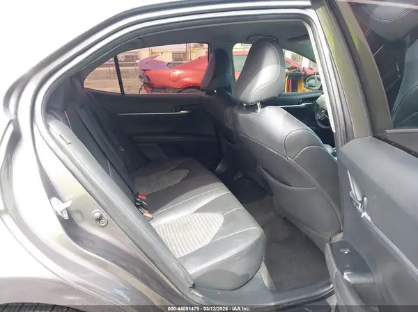4T1B11HK7JU026974 2018 TOYOTA CAMRY - Image 8