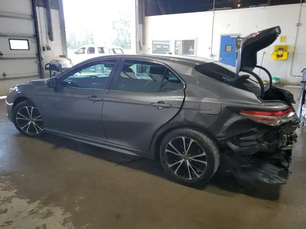 4T1B11HK7JU032127 2018 TOYOTA CAMRY - Image 2