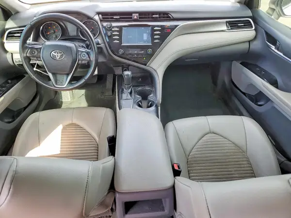 4T1B11HK7JU048229 2018 TOYOTA CAMRY - Image 8
