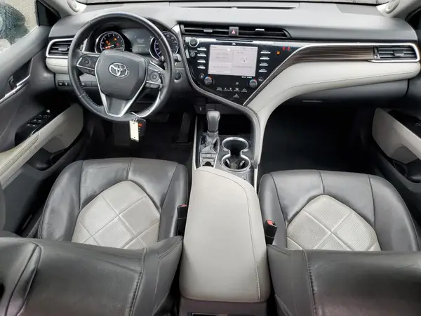 4T1B11HK7JU051857 2018 TOYOTA CAMRY - Image 8