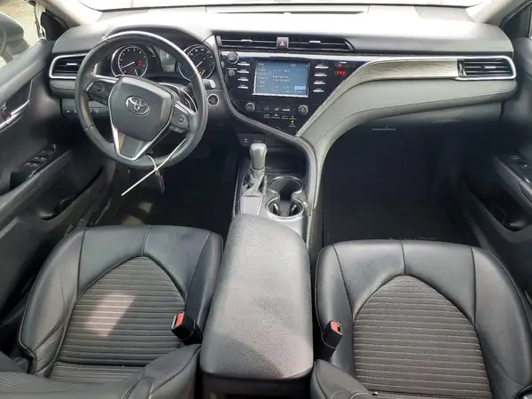 4T1B11HK7JU056198 2018 TOYOTA CAMRY - Image 8