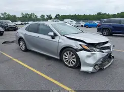 4T1B11HK7JU058646 2018 TOYOTA CAMRY