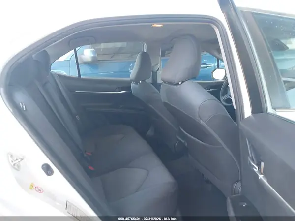 4T1B11HK7JU059103 2018 TOYOTA CAMRY - Image 8