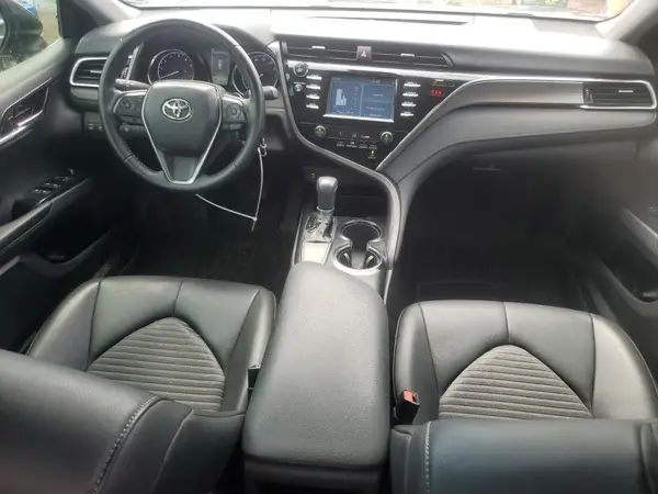 4T1B11HK7JU062048 2018 TOYOTA CAMRY - Image 8