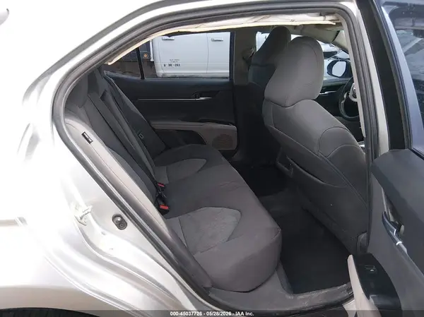 4T1B11HK7JU063491 2018 TOYOTA CAMRY - Image 8