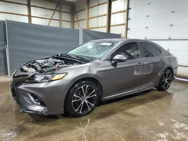 4T1B11HK7JU066617 2018 TOYOTA CAMRY - Image 1
