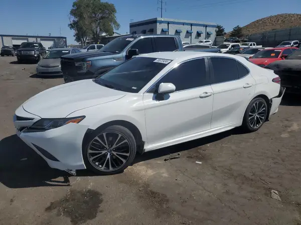 4T1B11HK7JU068903 2018 TOYOTA CAMRY - Image 1