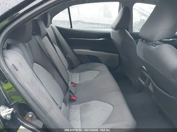 4T1B11HK7JU079464 2018 TOYOTA CAMRY - Image 8