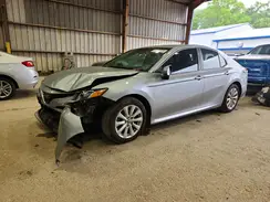 4T1B11HK7JU083269 2018 TOYOTA CAMRY