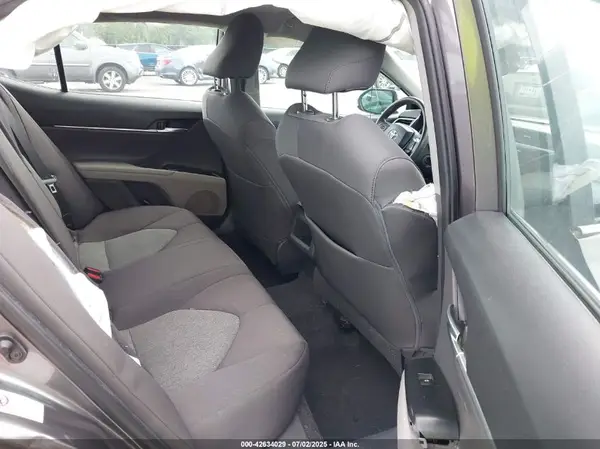 4T1B11HK7JU088262 2018 TOYOTA CAMRY - Image 8