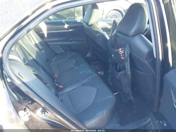 4T1B11HK7JU088343 2018 TOYOTA CAMRY - Image 8