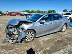 4T1B11HK7JU091775 2018 TOYOTA CAMRY