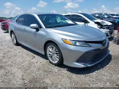 4T1B11HK7JU093221 2018 TOYOTA CAMRY