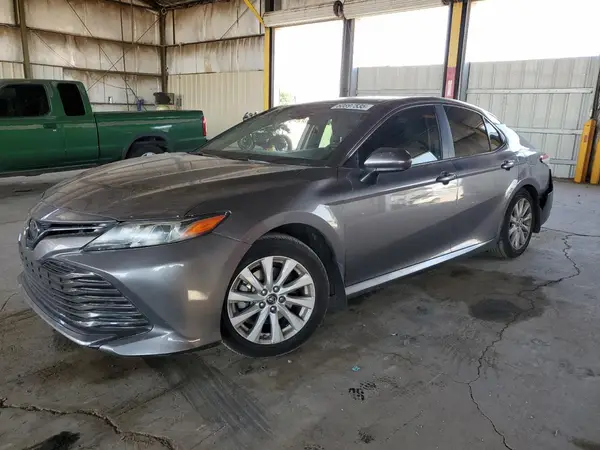 4T1B11HK7JU096569 2018 TOYOTA CAMRY - Image 1