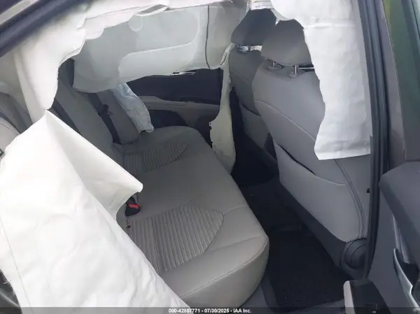 4T1B11HK7JU104332 2018 TOYOTA CAMRY - Image 8