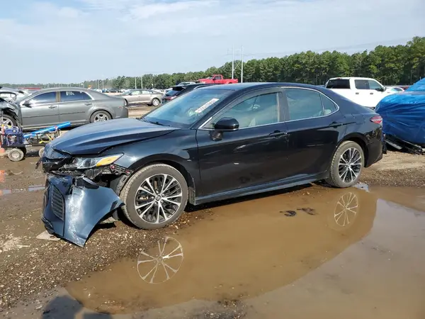 4T1B11HK7JU104721 2018 TOYOTA CAMRY - Image 1