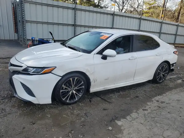 4T1B11HK7JU105741 2018 TOYOTA CAMRY - Image 1