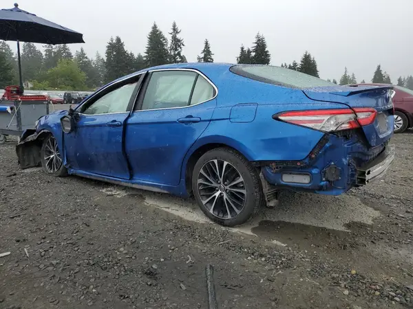 4T1B11HK7JU107277 2018 TOYOTA CAMRY - Image 2