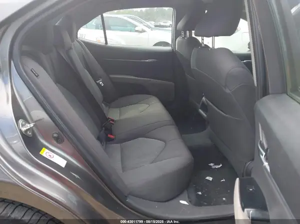 4T1B11HK7JU113743 2018 TOYOTA CAMRY - Image 8