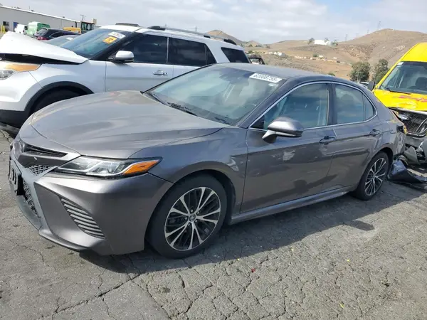4T1B11HK7JU120451 2018 TOYOTA CAMRY - Image 1