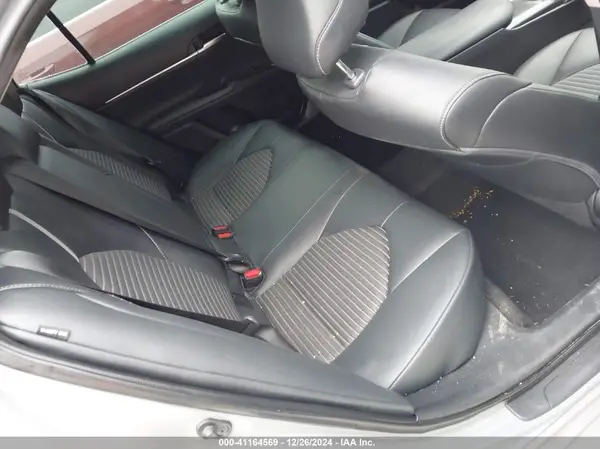 4T1B11HK7JU124886 2018 TOYOTA CAMRY - Image 8
