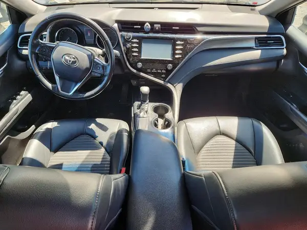 4T1B11HK7JU126198 2018 TOYOTA CAMRY - Image 8