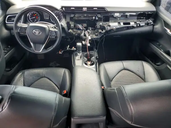 4T1B11HK7JU131398 2018 TOYOTA CAMRY - Image 8