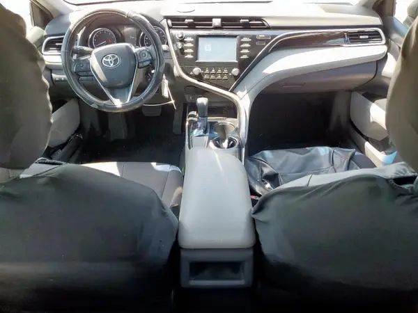 4T1B11HK7JU140683 2018 TOYOTA CAMRY - Image 8