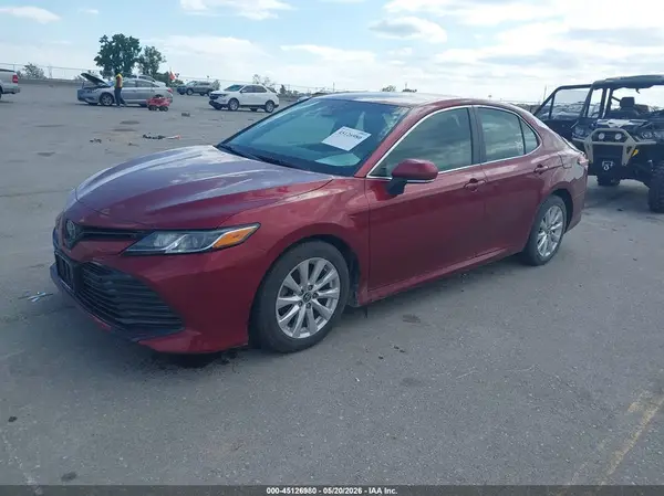 4T1B11HK7JU505296 2018 TOYOTA CAMRY - Image 2