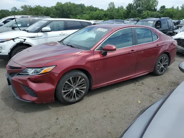 4T1B11HK7JU514158 2018 TOYOTA CAMRY - Image 1
