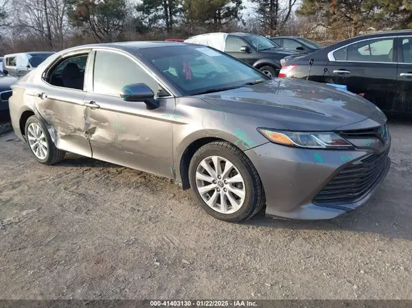 4T1B11HK7JU514984 2018 TOYOTA CAMRY - Image 1
