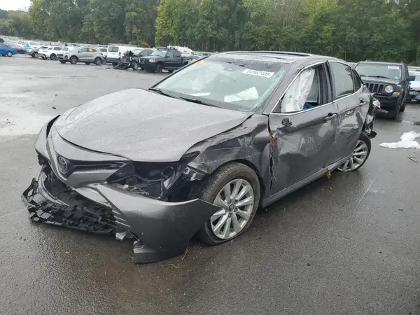 4T1B11HK7JU515438 2018 TOYOTA CAMRY - Image 1