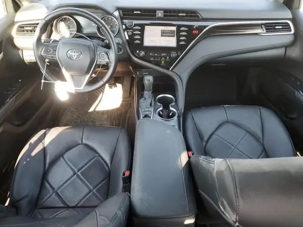 4T1B11HK7JU517299 2018 TOYOTA CAMRY - Image 8
