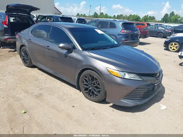 4T1B11HK7JU520106 2018 TOYOTA CAMRY - Image 1