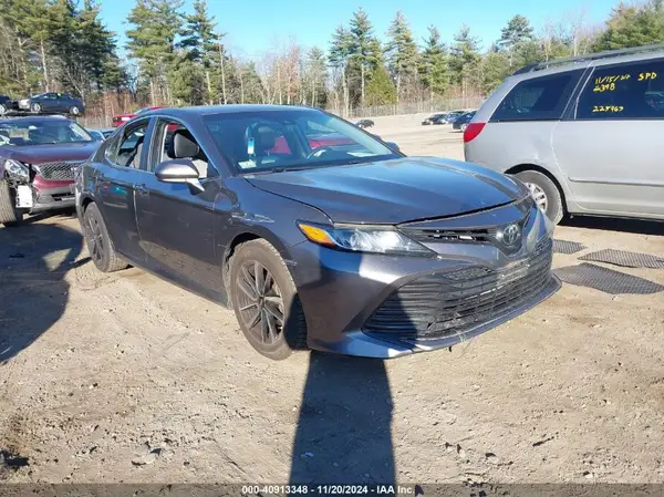 4T1B11HK7JU520980 2018 TOYOTA CAMRY - Image 1