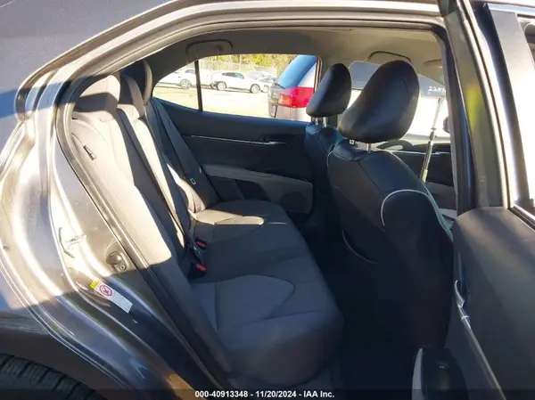 4T1B11HK7JU520980 2018 TOYOTA CAMRY - Image 8