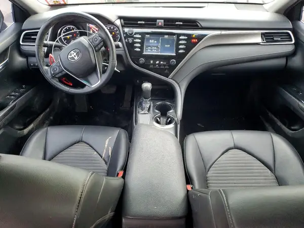 4T1B11HK7JU529338 2018 TOYOTA CAMRY - Image 8