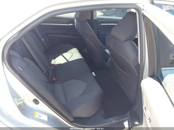 4T1B11HK7JU536869 2018 TOYOTA CAMRY - Image 8