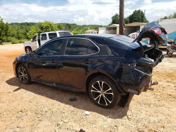 4T1B11HK7JU537116 2018 TOYOTA CAMRY - Image 2
