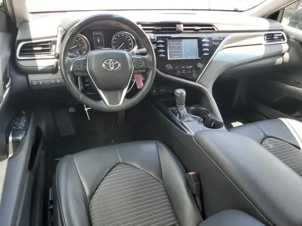 4T1B11HK7JU543403 2018 TOYOTA CAMRY - Image 8