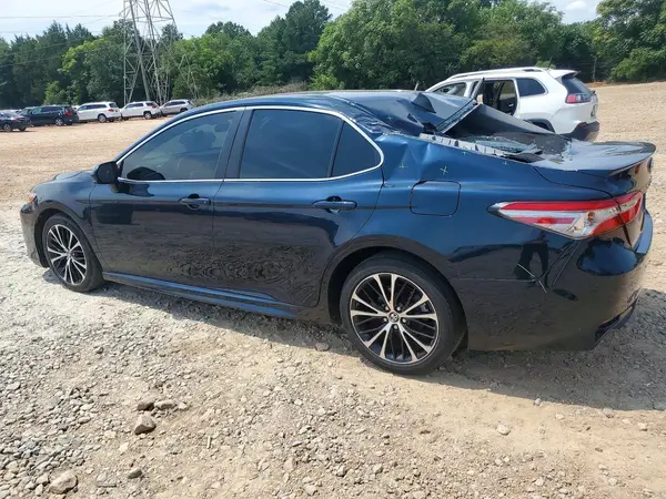4T1B11HK7JU544096 2018 TOYOTA CAMRY - Image 2