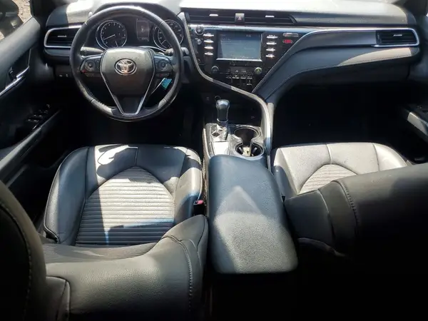 4T1B11HK7JU544096 2018 TOYOTA CAMRY - Image 8