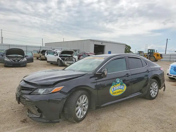 4T1B11HK7JU544325 2018 TOYOTA CAMRY - Image 1