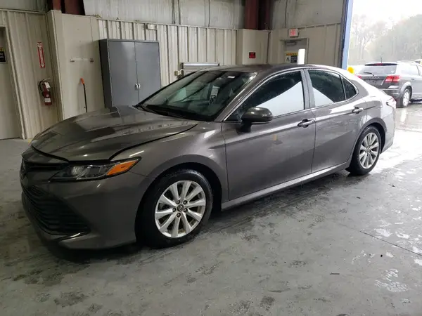 4T1B11HK7JU545376 2018 TOYOTA CAMRY - Image 1