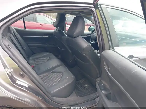 4T1B11HK7JU548181 2018 TOYOTA CAMRY - Image 8